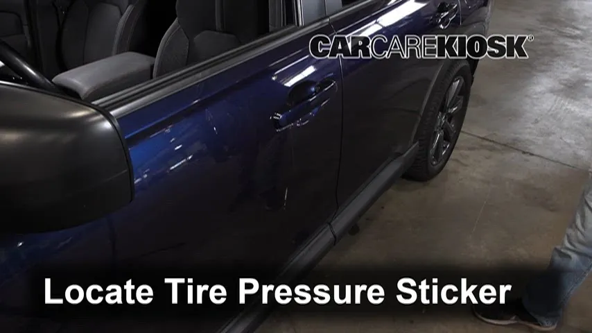 2023 Honda Pilot Sport 3.5L V6 Tires & Wheels Check Tire Pressure